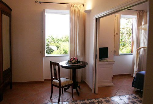 'la Vigna' 4* Procida